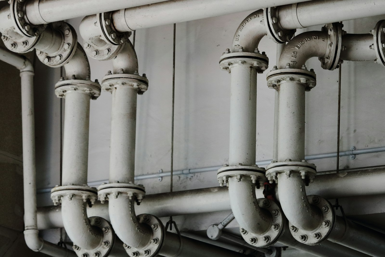 Plumbing pipework